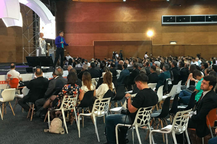 La Robot Sophia estuvo en Medellín