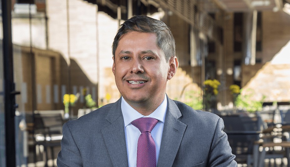 Jairo Agudelo, Gerente General Holiday Inn Express and Suites Bogota (Foto OxoHotel).